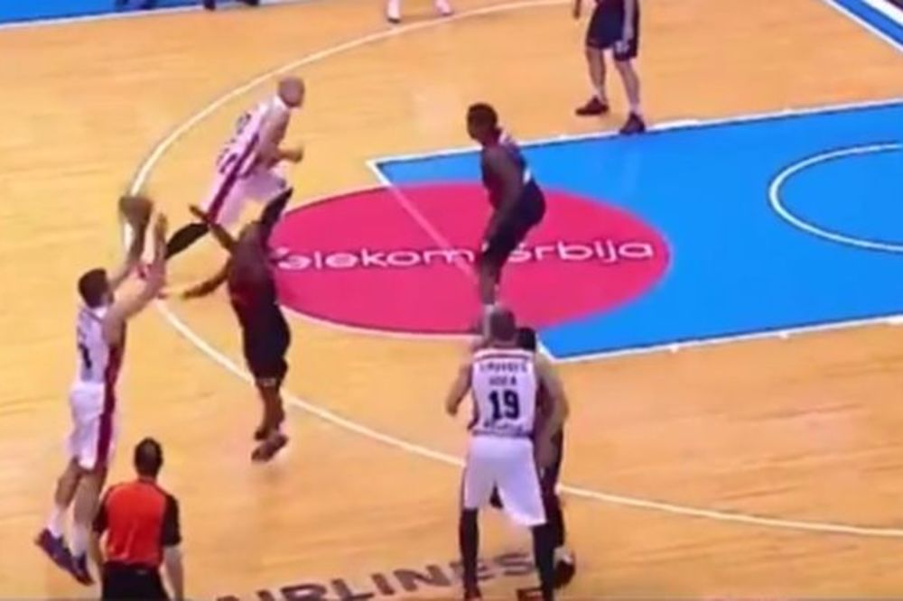 Gudurić je trojkom sa 10 metara bacio Delije u trans! (VIDEO)