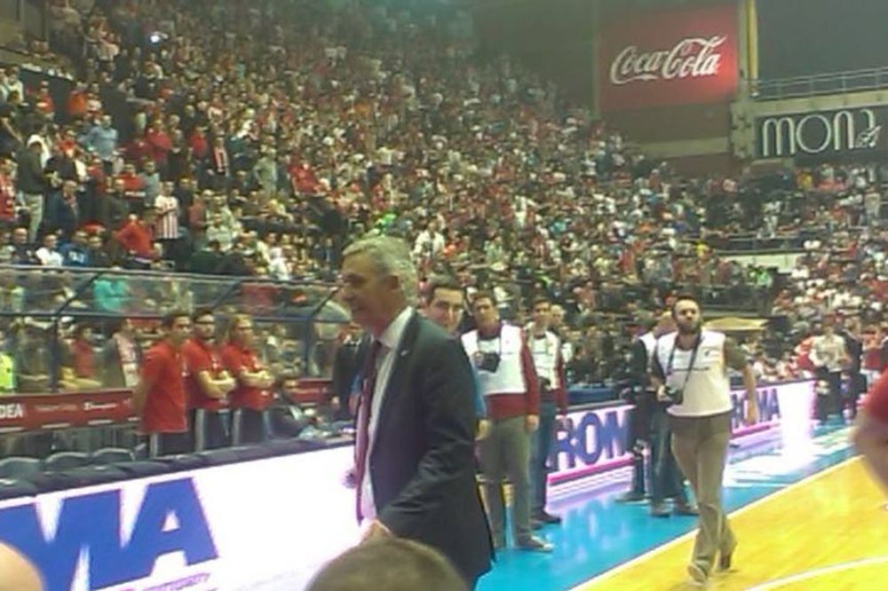More emocija na parketu i tribinama: Doček Pešiću kakav će zauvek pamtiti! (VIDEO)