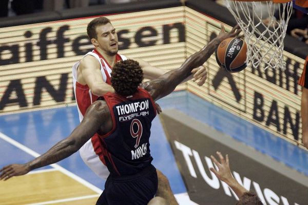 Heroj Zvezde: Poeni Gudurića koji su bacili Bajern na kolena! (GIF)