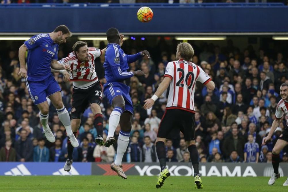 Golčina Baneta Ivanovića glavom sa penala u samo rašlje! (VIDEO)