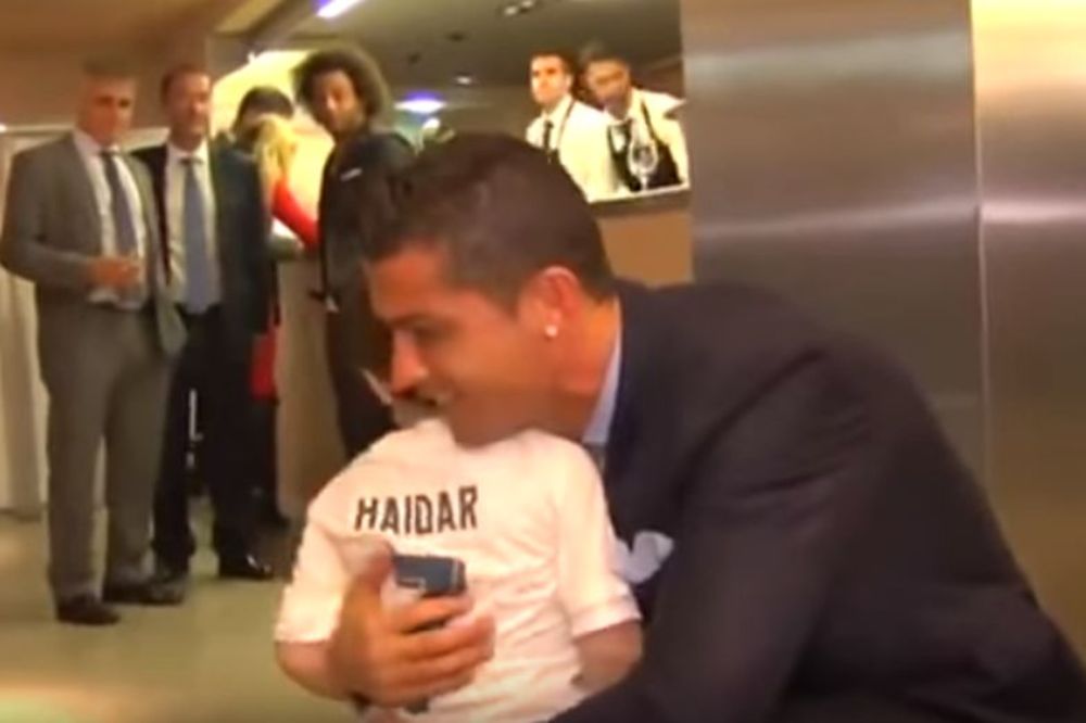 Novi humani gest Ronalda od koga će i vama krenuti suze! (VIDEO)
