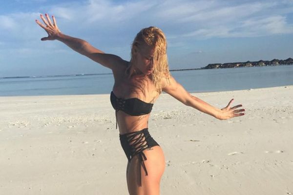 Šta je Milica Dabović htela da poruči seksi fotografijom i neobičnim statusom? (FOTO)