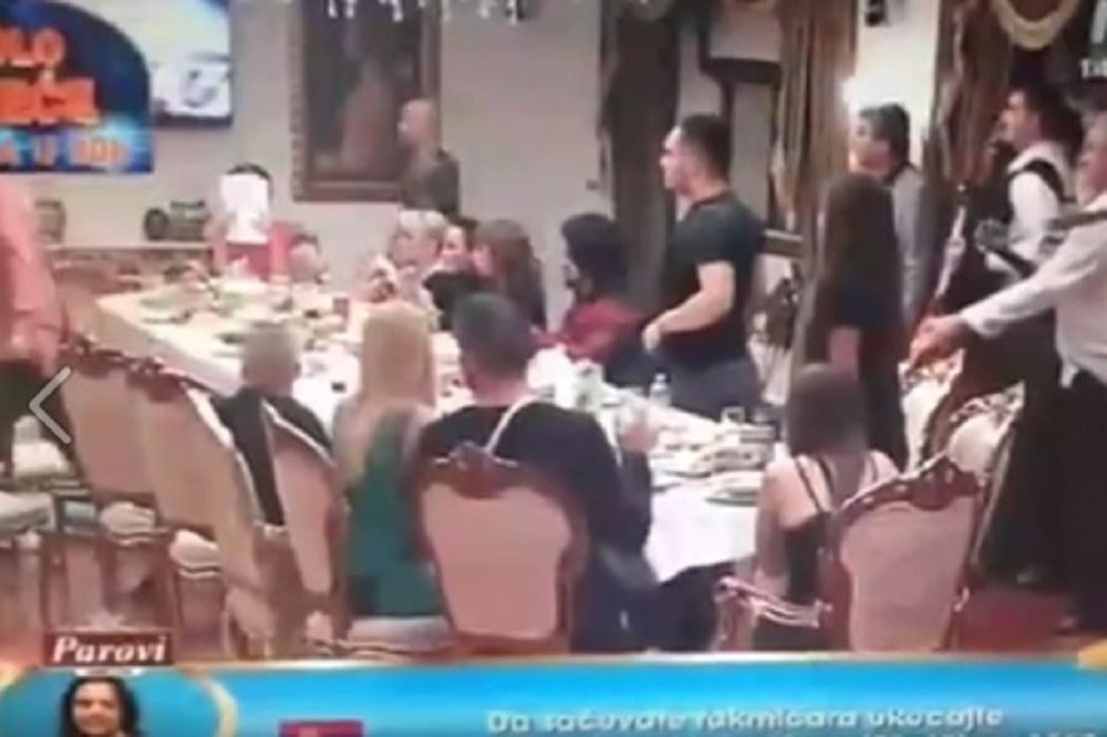 Matora tukla Tijanu Ajfon: Vukla je za kosu i udarala po glavi! (VIDEO)