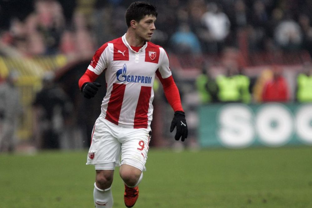 Luka Jović orobio kladionicu: Ne pogađa mreže, ali zato tikete... (FOTO)