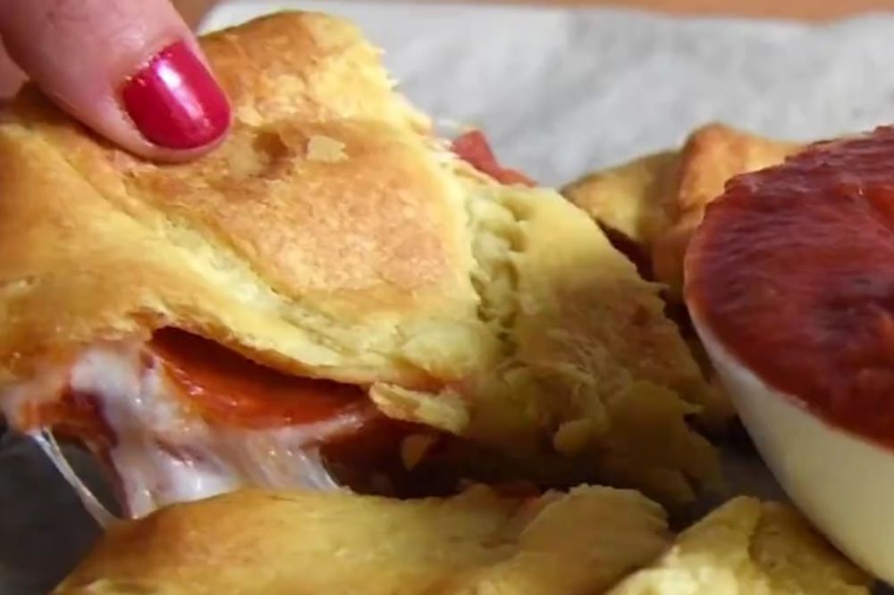 Lisnato testo i pica: Najbolje od oba sveta u jednom zalogaju! (RECEPT) (VIDEO)