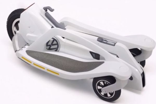 Džepni Folksvagen: Električni trotočkaš za gradsku gužvu (FOTO) (VIDEO)