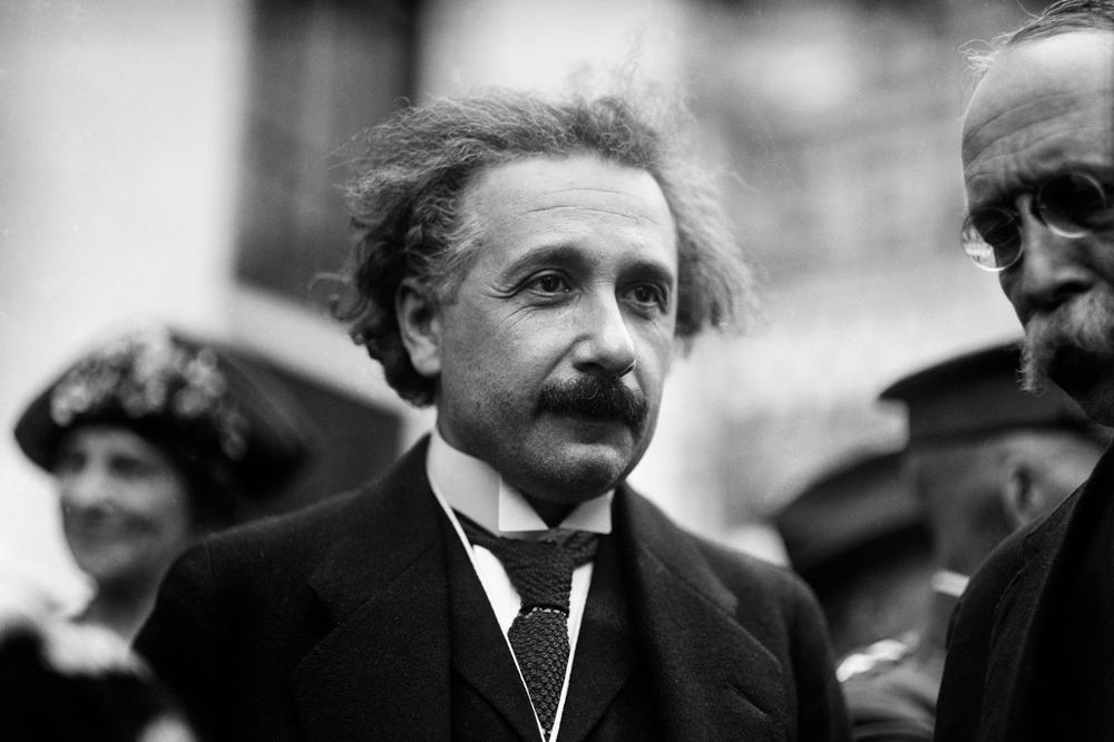 Maltretirao je svoje žene: Ajnštajn nije bio genije samo za fiziku! (FOTO) (VIDEO)
