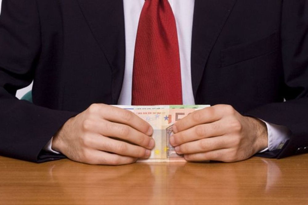 Bogate se iz senke: Agenti u Premijer ligi prošle sezone zaradili 200 miliona dolara!