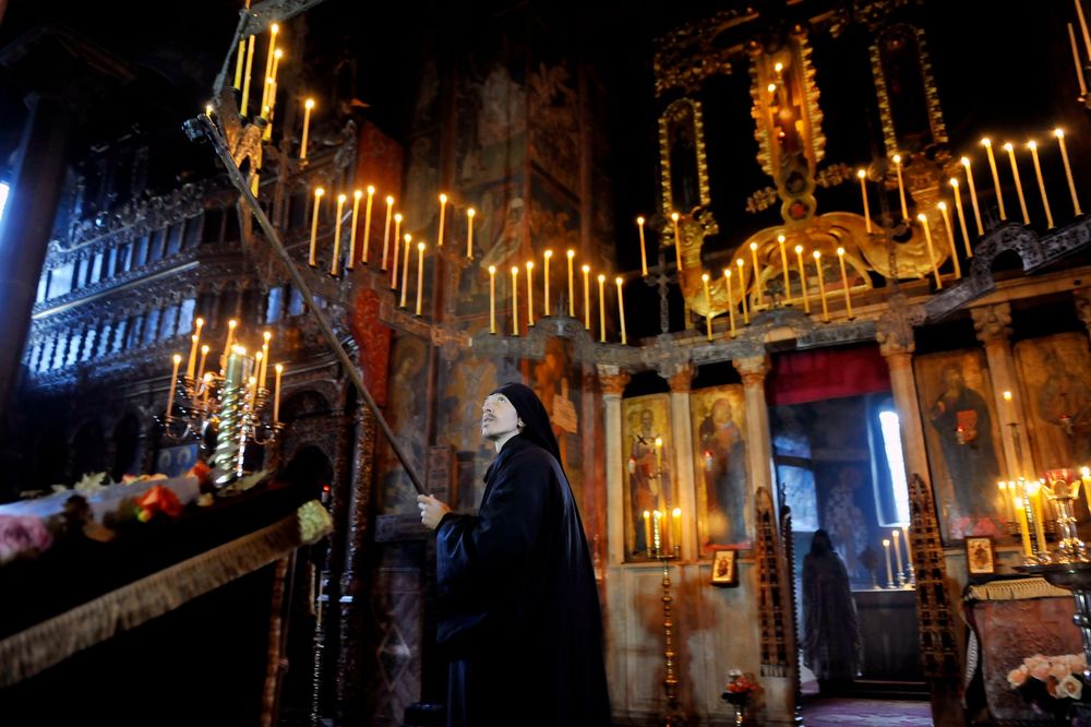 Vanzemaljci postoje! Dokaz se krije u ovom srpskom manastiru! (VIDEO)