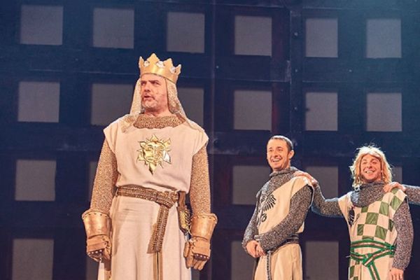 Pogledajte kako je Kojo isprozivao Gašića: Što volim vitezove koji lako kleknu! (VIDEO)