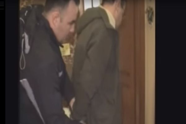 Policija objavila snimke: Ovako su pohapšeni bivši ministar i ostali u akciji MUP-a! (VIDEO)