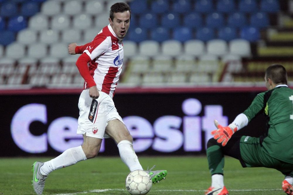 Jovanović je partijama u dresu reprezentacije i Zvezde zainteresovao dva kluba iz Italije!