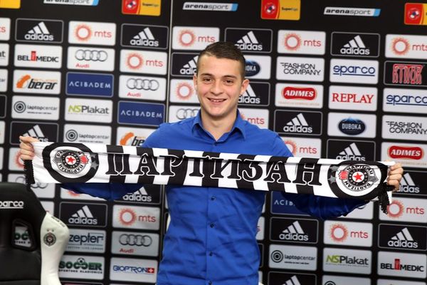 Iliev predstavio treće pojačanje Partizana koje će nositi njegov broj! (FOTO) (VIDEO)