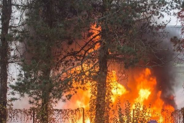 Eksplozija u Lipovici: Gori magacin MUP-a!