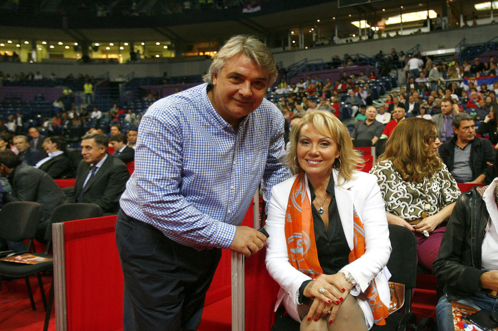 Lepa Brena otvorila dušu: Kad se Jugoslavija raspala, ja sam ispala kolateralna šteta! (FOTO)