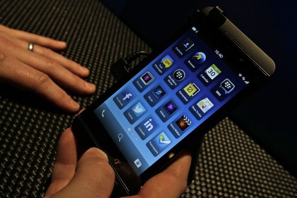 Evo kako možete da iskoristite stari telefon, nemojte da ga bacate! (FOTO)