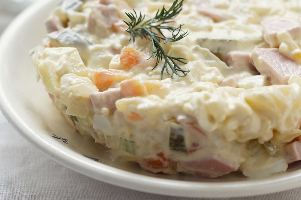 Ruska salata je omiljena na svakoj novogodišnjoj trpezi (RECEPT) (VIDEO)
