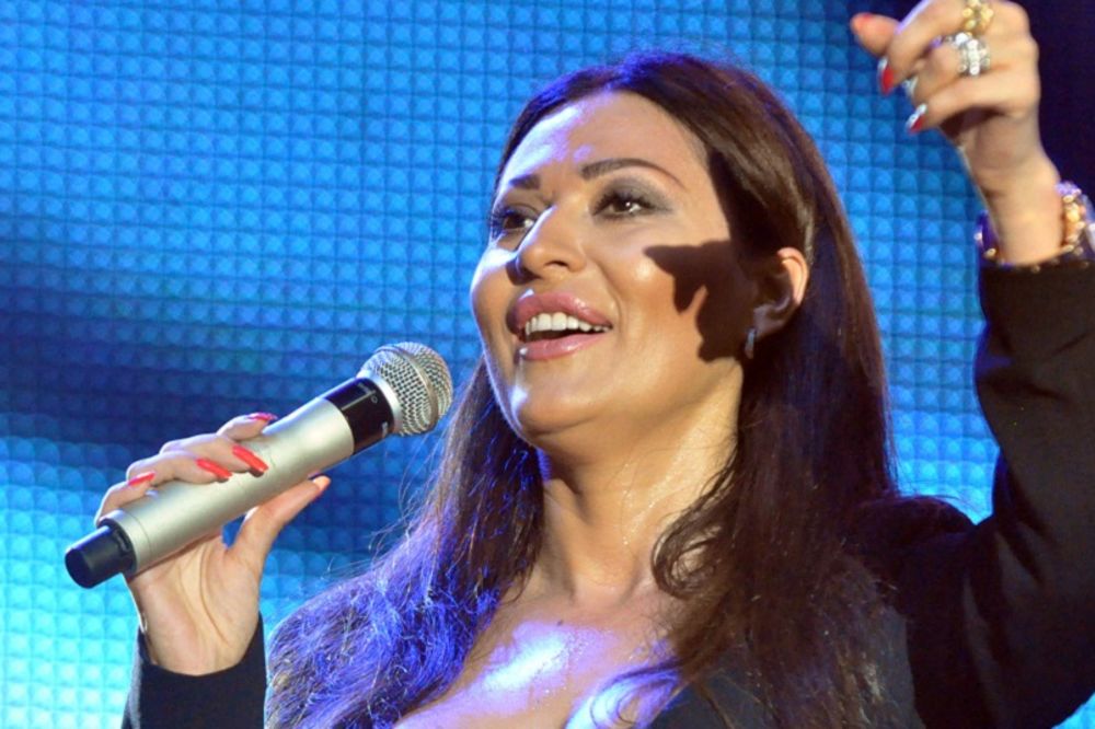 ​Ceca izula Čarapane! Pevala pred 30.000 Kruševljana! (FOTO) (VIDEO)