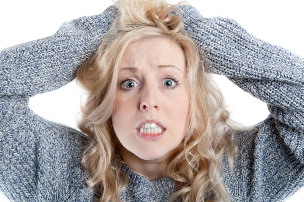 10 očiglednih znakova da vas muškarac tretira kao krpu (FOTO)