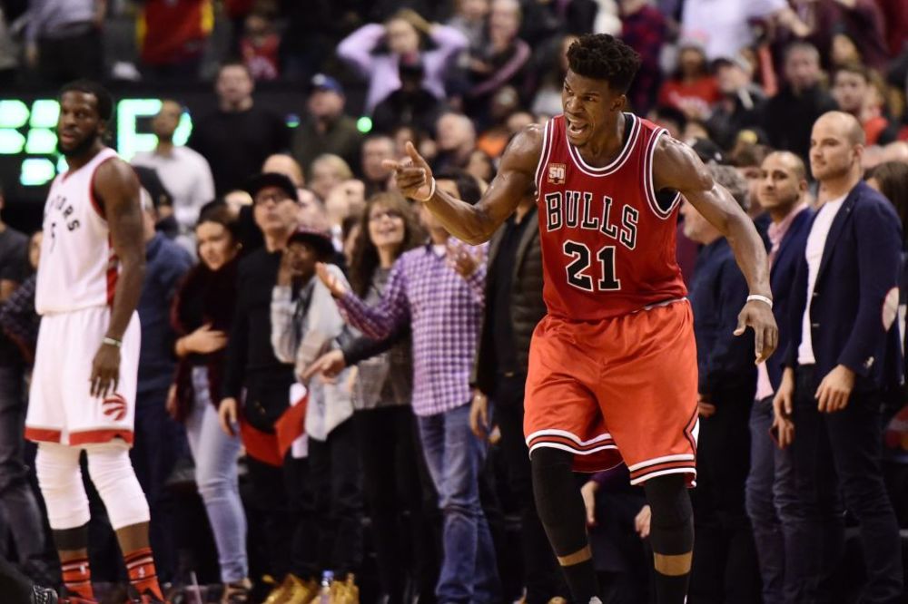 Pao Džordanov rekord: Batler ubacio 40 poena za poluvreme, Jokiću malo falilo za dabl-dabl! (VIDEO)