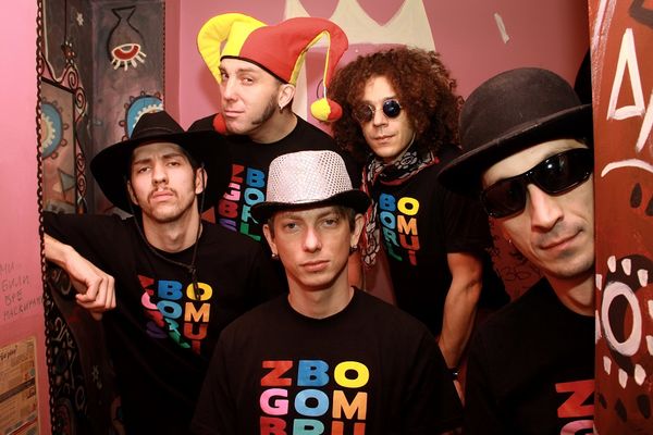 Odoše u glumce! Zbogom Brus Li izdao novu pesmu, a uskoro i film! (FOTO) (VIDEO)