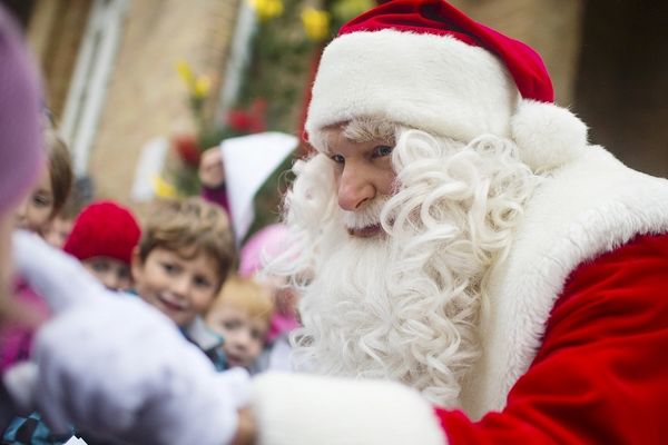 Misteriozni starac s jednim licem i mnogo imena: Da li znate ko je Božić Bata? (FOTO) (GIF)