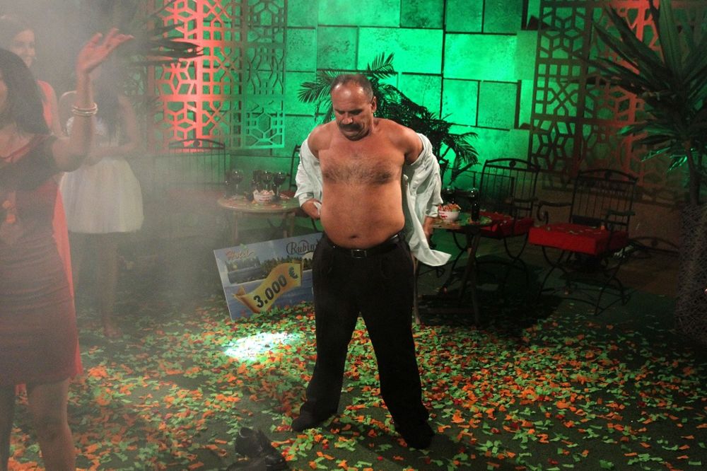 Zmaj oplakao Milomira Marića! Slađa mu rekla da je voditelj umro! (FOTO)