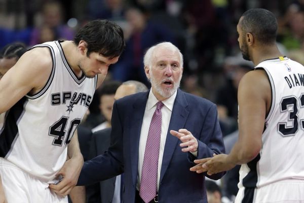 Bobi briljirao na Božić, povratak Pekovića! (VIDEO)