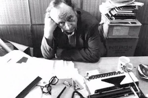 Da smo ga slušali, Srbija bi danas bila lepše mesto! Evo šta bi nam Duško Radović poručio umesto čestitke za Božić!