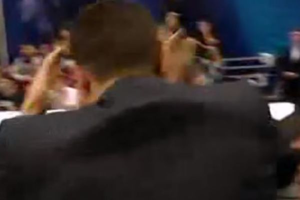 Nije bitno koje si nacionalnosti, ako si košarkaški trener psovaćeš na srpskom! (VIDEO)