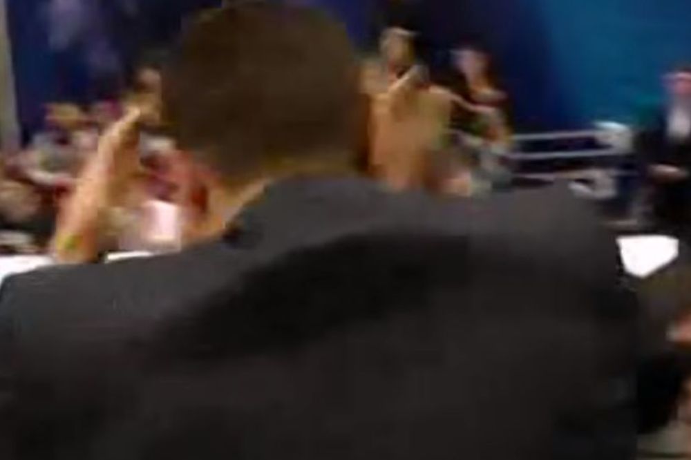 Nije bitno koje si nacionalnosti, ako si košarkaški trener psovaćeš na srpskom! (VIDEO)