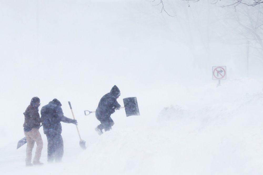 Prve žrtve zime u Srbije: Dvoje starih pronađeni mrtvi u snegu