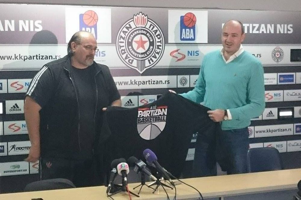 Džikić na promociji: Ovo je iracionalna odluka, od Vilijamsa ne očekujem čuda! (FOTO)