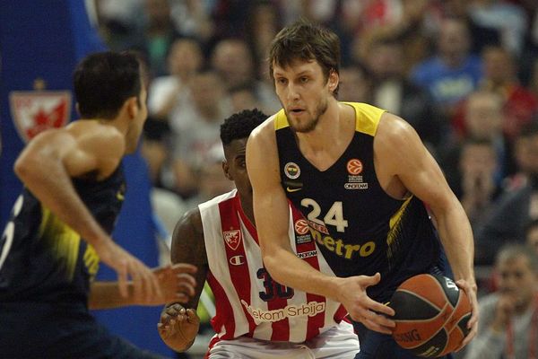 Fener je i dalje Zvezdina enigma: Veseli ugasio grotlo Pionira! (FOTO) (VIDEO)