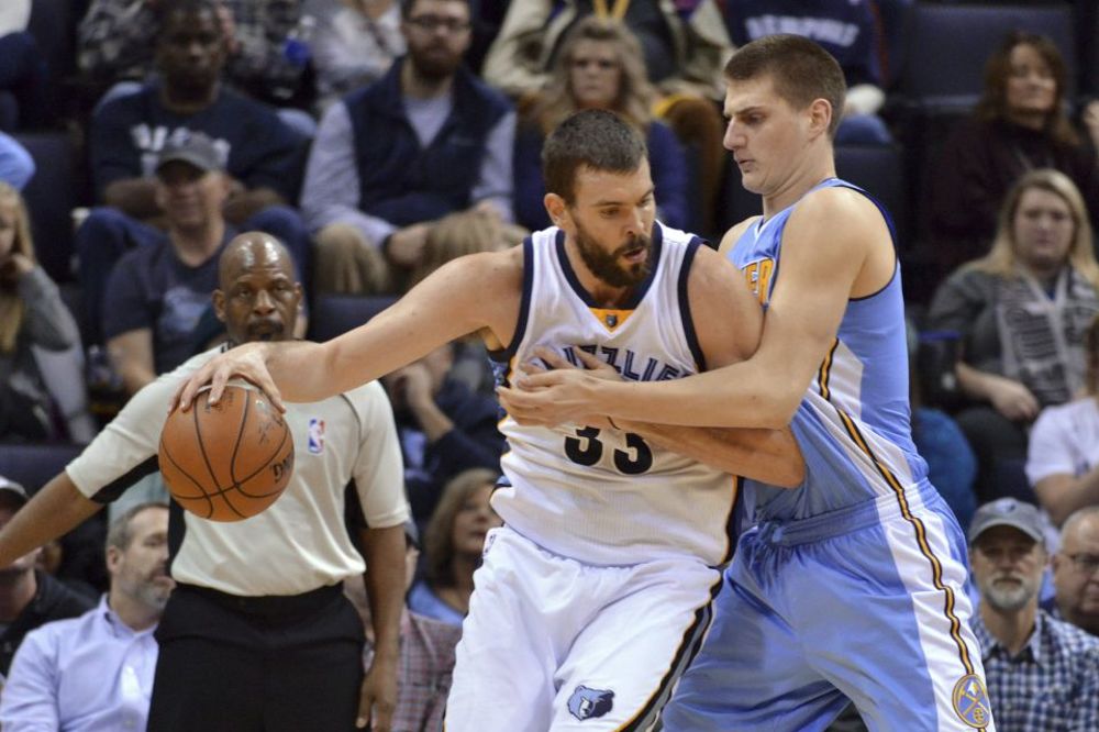 Jokić ne može da promaši, Bjelica video Džejmsa, Bobi opet prikucan za klupu! (VIDEO)