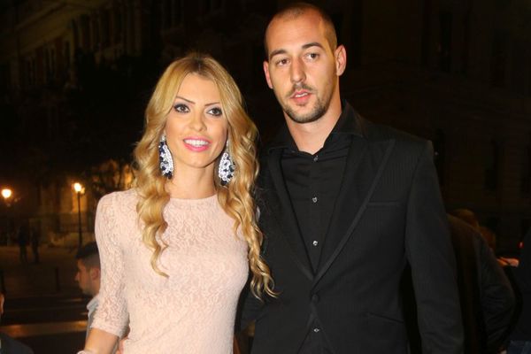 Stala na ludi kamen: Direktorka Partizana se udala za golmana!