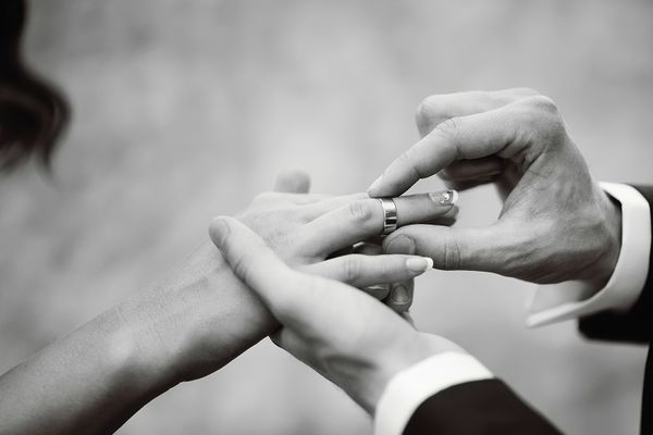 Jedan horoskopski znak će danas biti zaprošen (GIF)