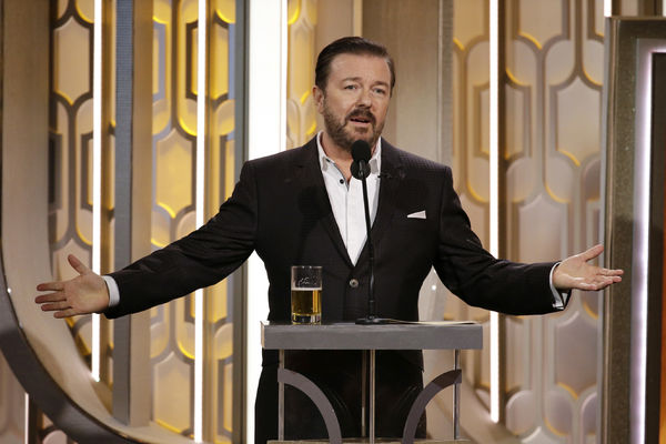 Promenio sam se, ali ne kao Brus Džener! Britanski komičar isprozivao holivudske zvezde!