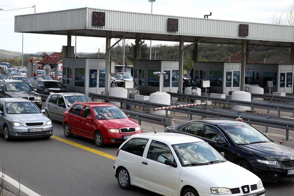 Vožnja kao po oranju, a sada još i po višim cenama: Vlada Srbije planira poskupljnje putarina