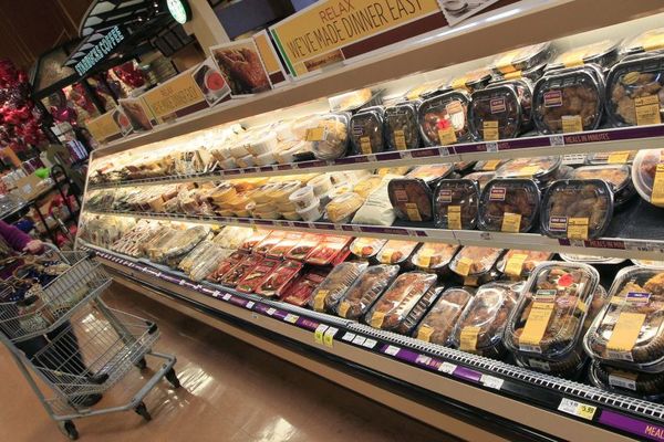 Gde živiš, toliko i trošiš: Na šta svetske nacije daju najviše novca? (FOTO)