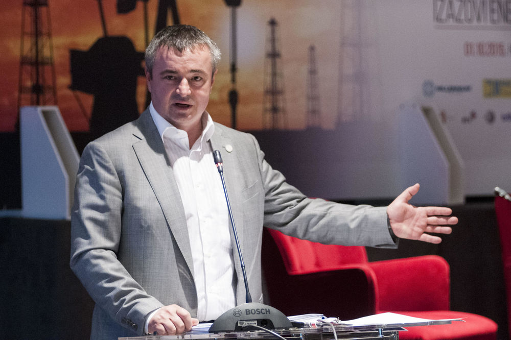 Dogovorio se sam sa sobom: Bajatović sad potvrdio da Južnog toka neće biti!