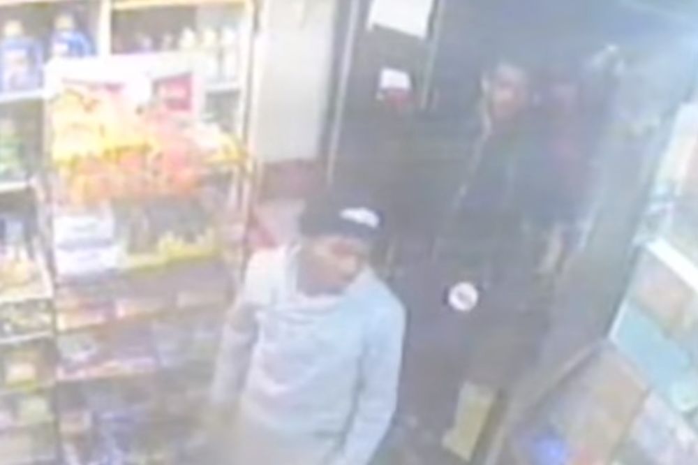 Gnusni zločin tinejdžera: Petorica silovala devojku, dok je njen otac molio za pomoć! (VIDEO)