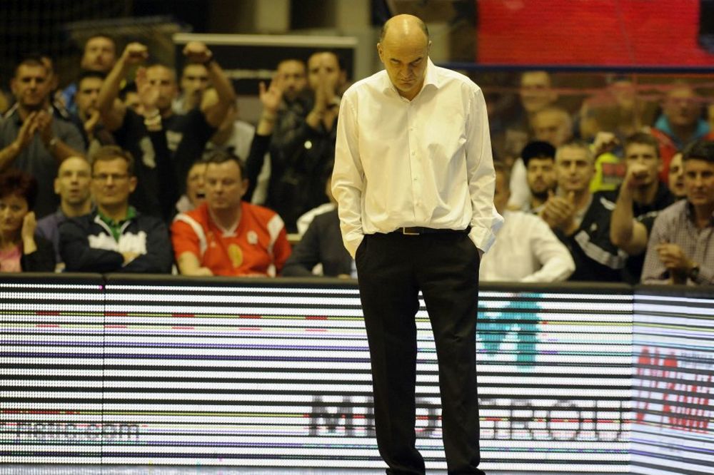 Gde to ide Vujošević? U klub slavne istorije koji je navikao na uspehe i grad dobrog konjaka!