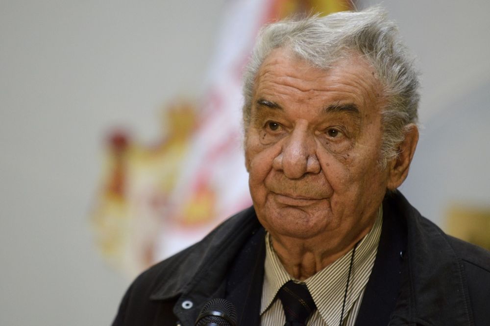 Malo je ljudi preživelo tragediju kao on: Potresna priča Zaharija Trnavčevića (FOTO)