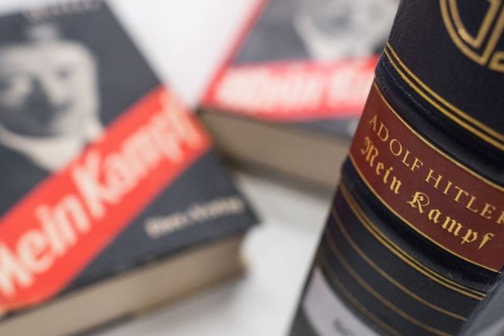Novo izdanje ruši rekorde: Majn kampf ponovo bestseler u Nemačkoj (FOTO)