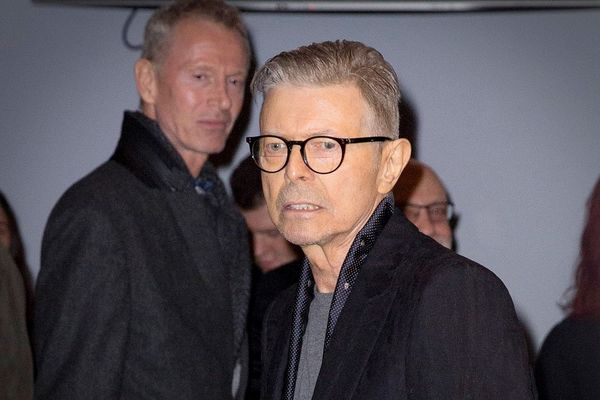 Otišao kako je i živeo! Način na koji se Dejvid Bouvi oprostio od sveta je dokaz da je ostao ekscentrik do kraja!