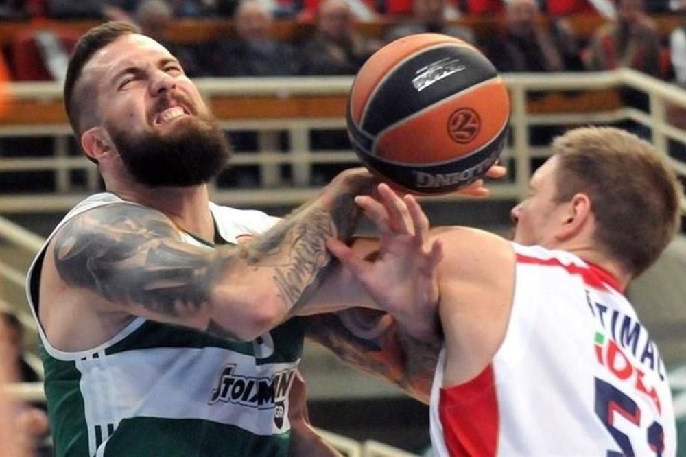 Gazde PAO-a oduzele igračima platu zbog poraza od Zvezde!