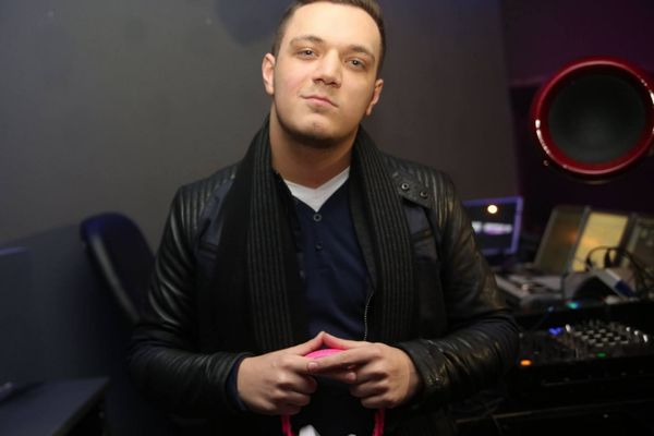 Gastoz pokazao Zorici šta od njega može da očekuje u krevetu (FOTO) (VIDEO)