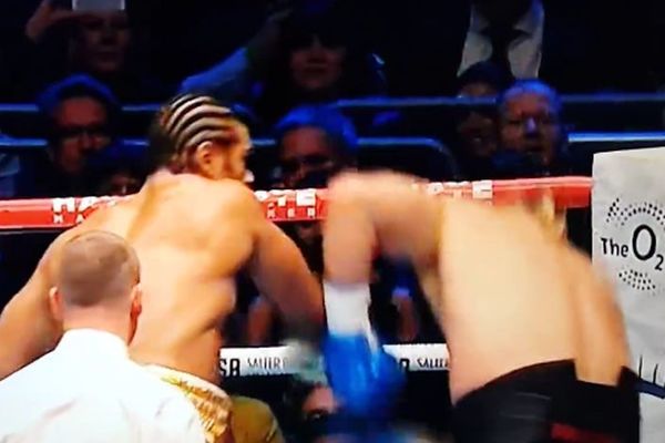 Brutalan povratak iz penzije: Dejvid Hej posle tri godine razbio protivnika u prvoj rundi! (VIDEO)