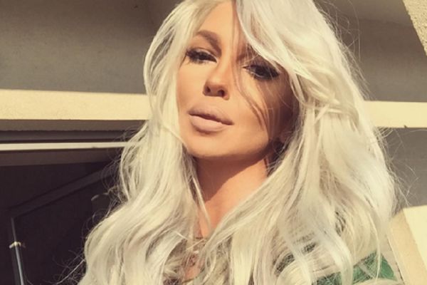 Kao da si izašla iz horor filma: Karleušu fanovi žestoko isprozivali zbog ovog stajlinga! (FOTO)